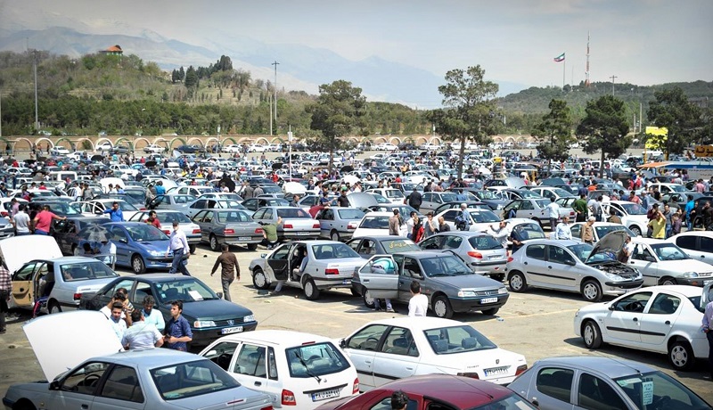 ایران خودرو طرح فروش آخر سال خود را خوب اجرا نکرد و باید پاسخگو باشد